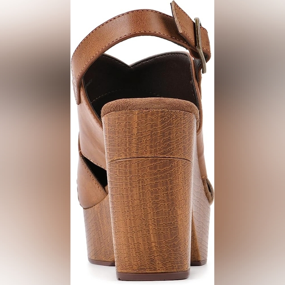 White Mountain Clogs - Picture 5 of 7